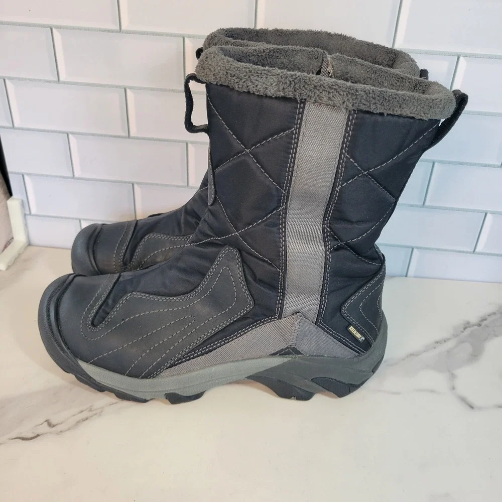 Keen Womens Betty Size 8.5 Waterproof Snow Boots Black Gray Quilted Lined